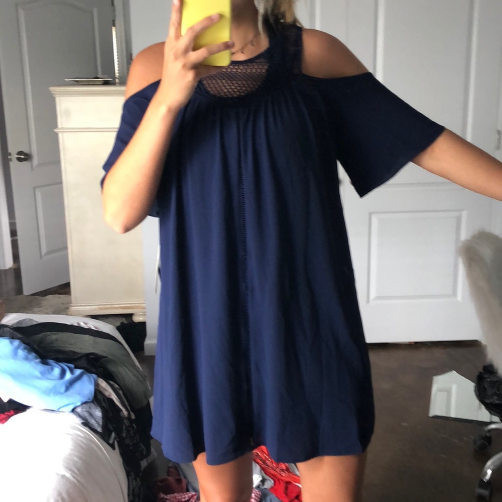 blue dress